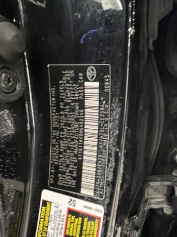 Toyota Camry SE Auto (Natl) 2021