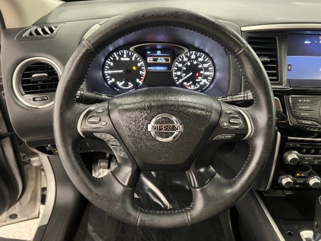 Nissan Pathfinder FWD SV 2020