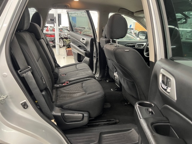 Nissan Pathfinder FWD SV 2020