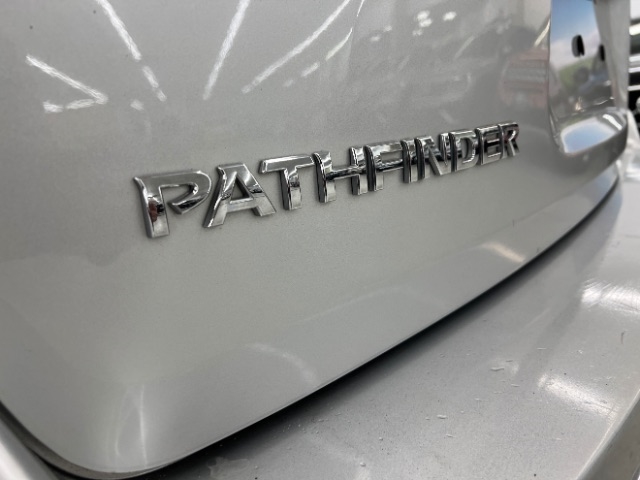 Nissan Pathfinder FWD SV 2020