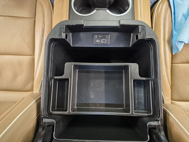 Chevrolet Suburban 4WD 4dr Premier 2021