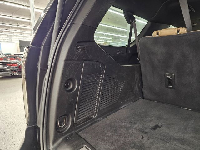 Chevrolet Suburban 4WD 4dr Premier 2021