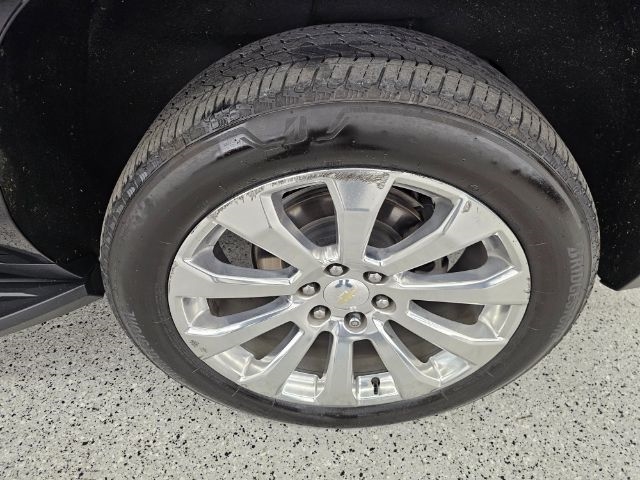 Chevrolet Suburban 4WD 4dr Premier 2021