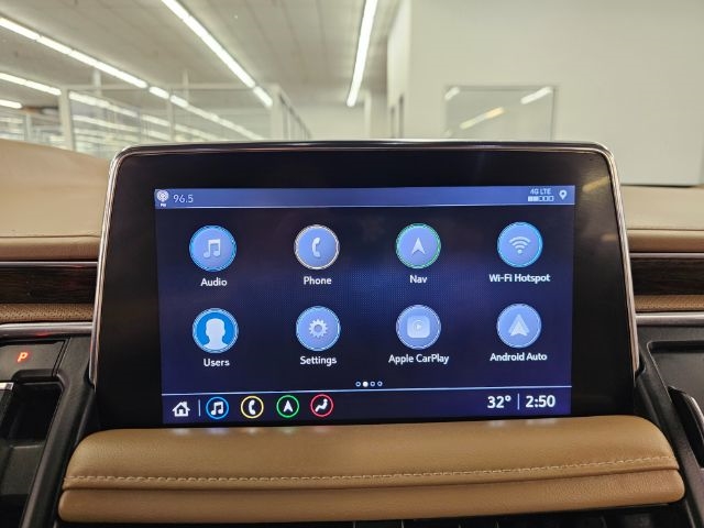 Chevrolet Suburban 4WD 4dr Premier 2021