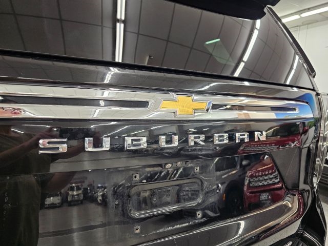 Chevrolet Suburban 4WD 4dr Premier 2021