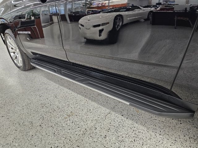 Chevrolet Suburban 4WD 4dr Premier 2021