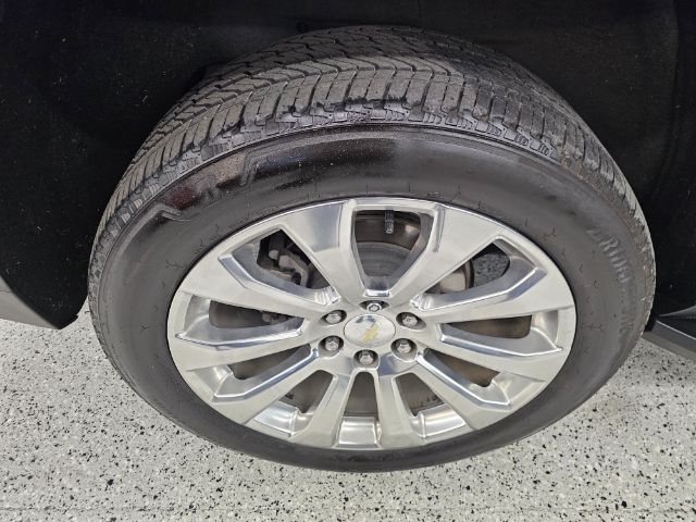 Chevrolet Suburban 4WD 4dr Premier 2021