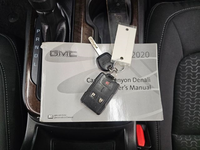 GMC Canyon 4WD Ext Cab 128" SLE 2020