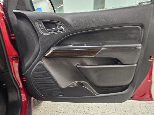 GMC Canyon 4WD Ext Cab 128" SLE 2020