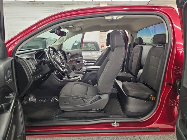 GMC Canyon 4WD Ext Cab 128" SLE 2020