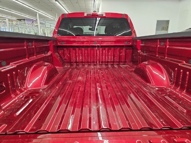 GMC Canyon 4WD Ext Cab 128" SLE 2020