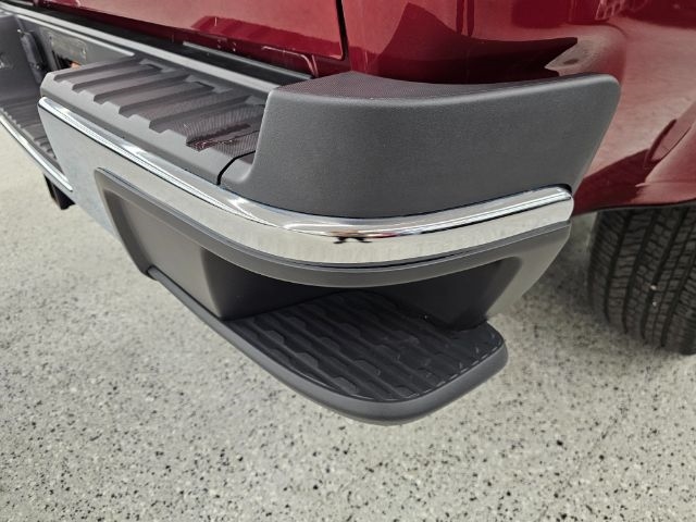 GMC Canyon 4WD Ext Cab 128" SLE 2020