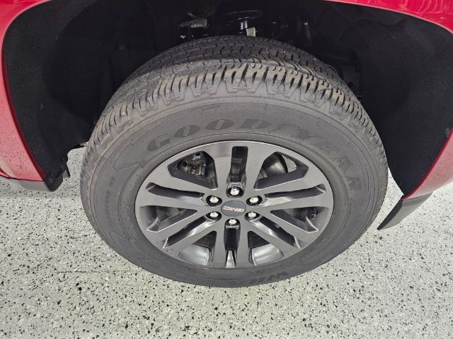 GMC Canyon 4WD Ext Cab 128" SLE 2020