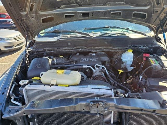 Dodge Ram 2500 4dr Quad Cab 140.5" WB 4WD SLT 2004