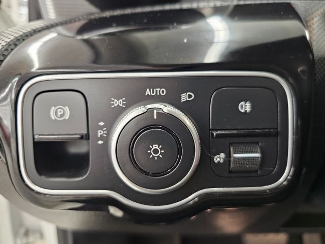 Mercedes-Benz A-Class A 220 Sedan 2019