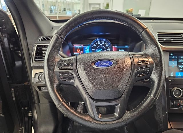 Ford Explorer XLT FWD 2018