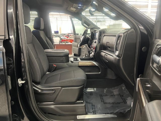 Chevrolet Silverado 1500 4WD Double Cab 147" RST 2021