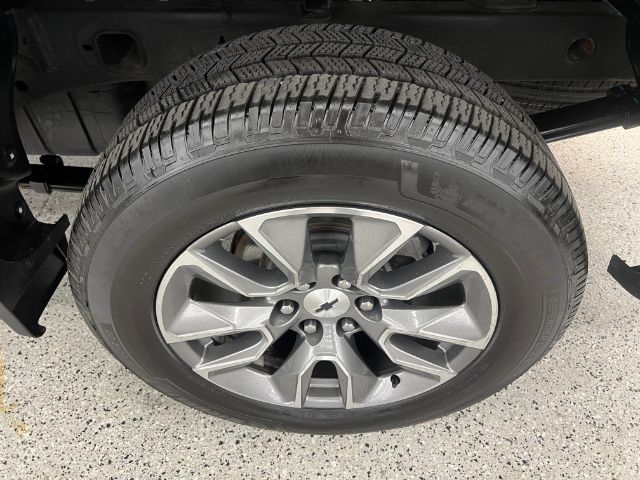 Chevrolet Silverado 1500 4WD Double Cab 147" RST 2021