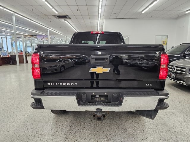 Chevrolet Silverado 2500HD Built After Aug 14 4WD Crew Cab 153.7" LTZ 2015