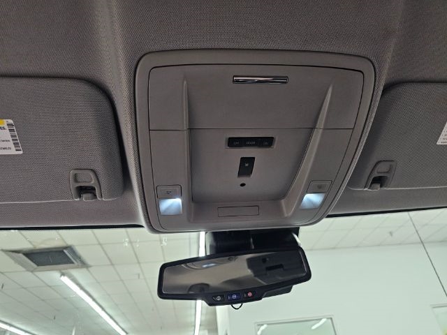 Chevrolet Silverado 2500HD Built After Aug 14 4WD Crew Cab 153.7" LTZ 2015