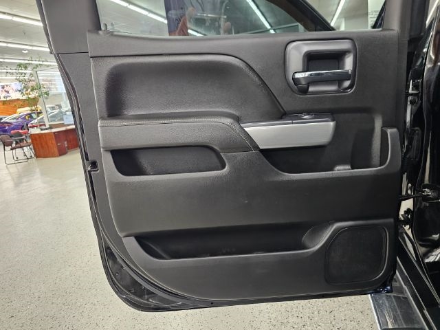 Chevrolet Silverado 2500HD Built After Aug 14 4WD Crew Cab 153.7" LTZ 2015