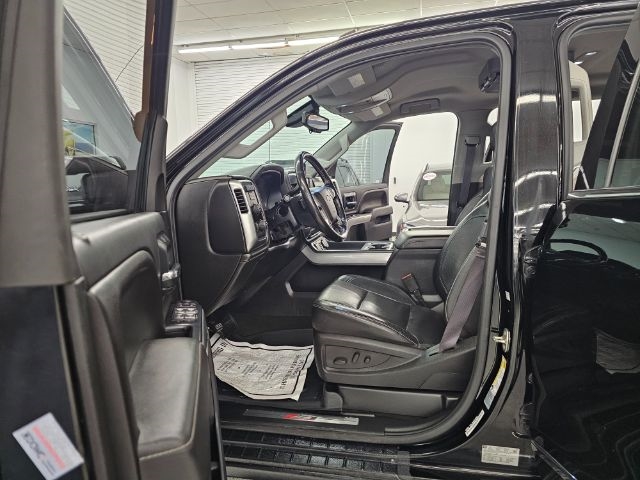 Chevrolet Silverado 2500HD Built After Aug 14 4WD Crew Cab 153.7" LTZ 2015