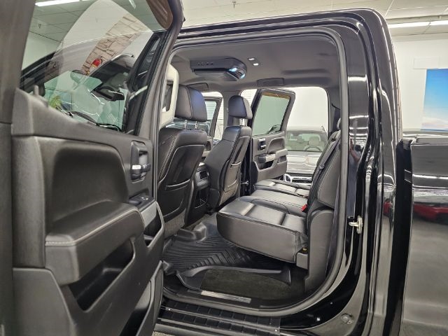 Chevrolet Silverado 2500HD Built After Aug 14 4WD Crew Cab 153.7" LTZ 2015