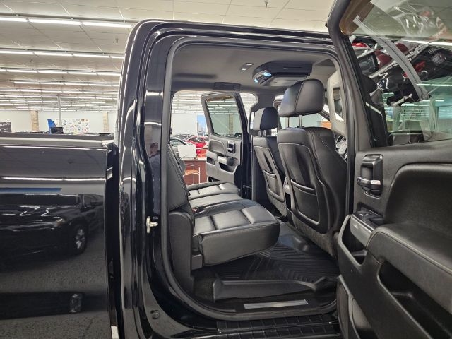 Chevrolet Silverado 2500HD Built After Aug 14 4WD Crew Cab 153.7" LTZ 2015