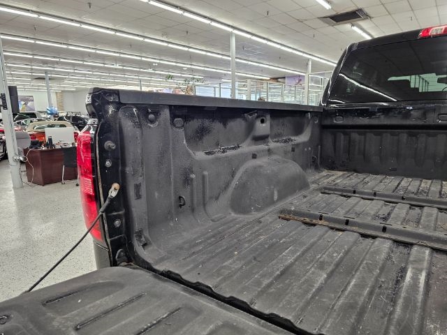 Chevrolet Silverado 2500HD Built After Aug 14 4WD Crew Cab 153.7" LTZ 2015