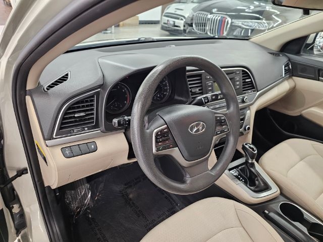 Hyundai Elantra SE 2.0L Auto (Alabama) 2017