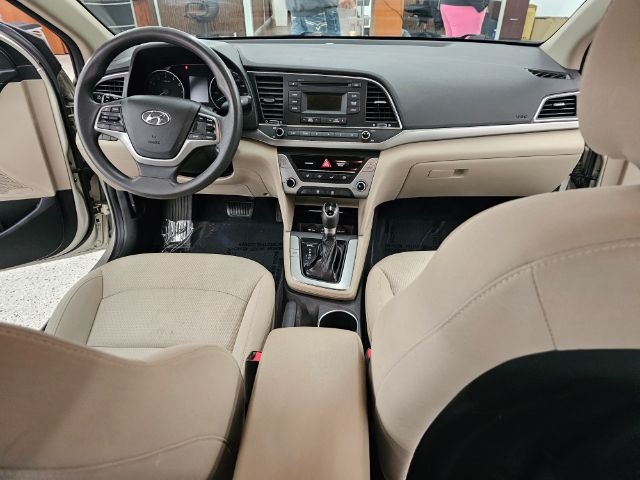 Hyundai Elantra SE 2.0L Auto (Alabama) 2017