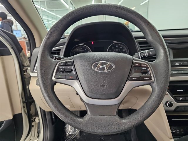 Hyundai Elantra SE 2.0L Auto (Alabama) 2017