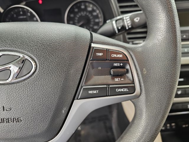 Hyundai Elantra SE 2.0L Auto (Alabama) 2017