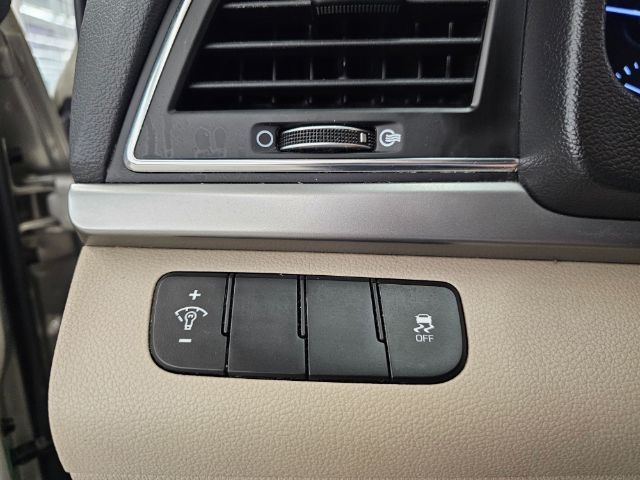 Hyundai Elantra SE 2.0L Auto (Alabama) 2017