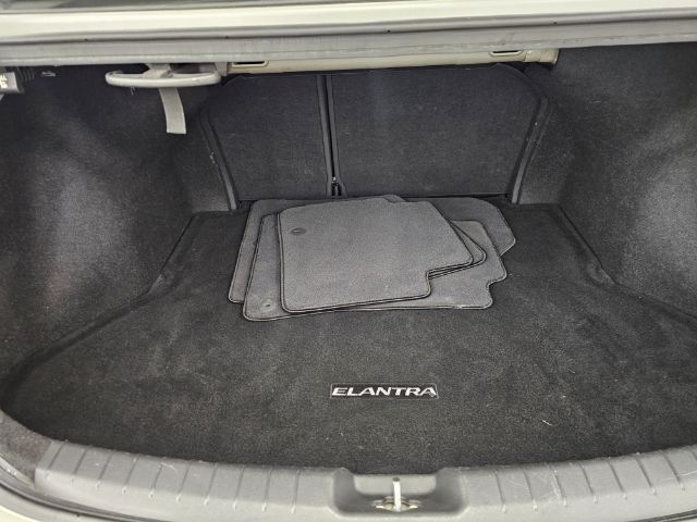 Hyundai Elantra SE 2.0L Auto (Alabama) 2017