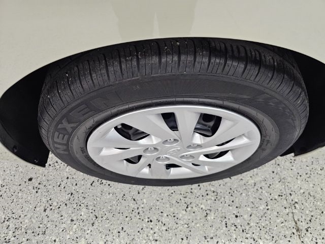 Hyundai Elantra SE 2.0L Auto (Alabama) 2017