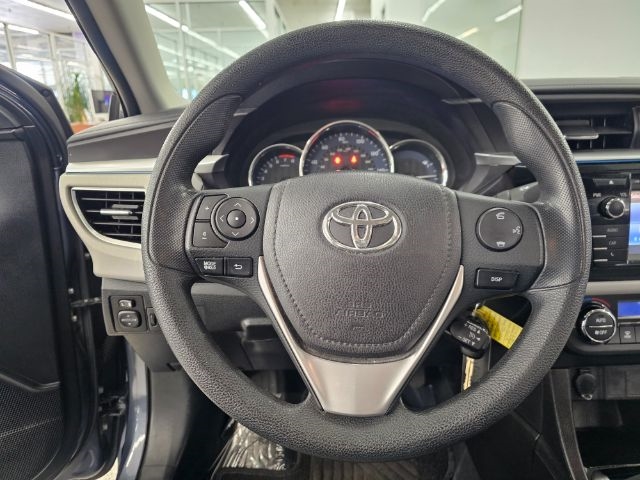 Toyota Corolla 4dr Sdn CVT LE Premium (Natl) 2015