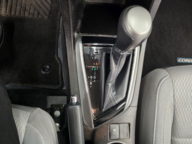 Toyota Corolla 4dr Sdn CVT LE Premium (Natl) 2015