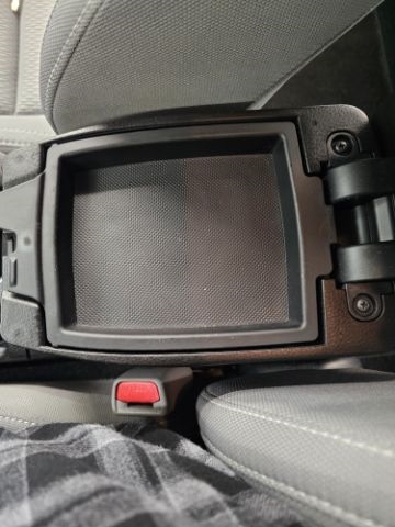 Toyota Corolla 4dr Sdn CVT LE Premium (Natl) 2015