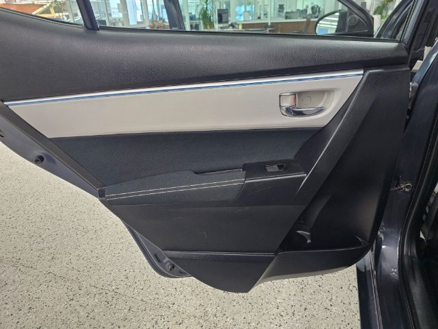 Toyota Corolla 4dr Sdn CVT LE Premium (Natl) 2015