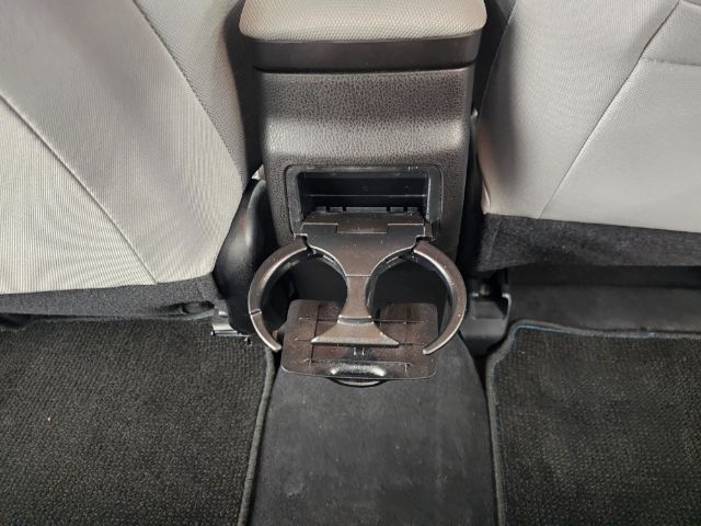 Toyota Corolla 4dr Sdn CVT LE Premium (Natl) 2015