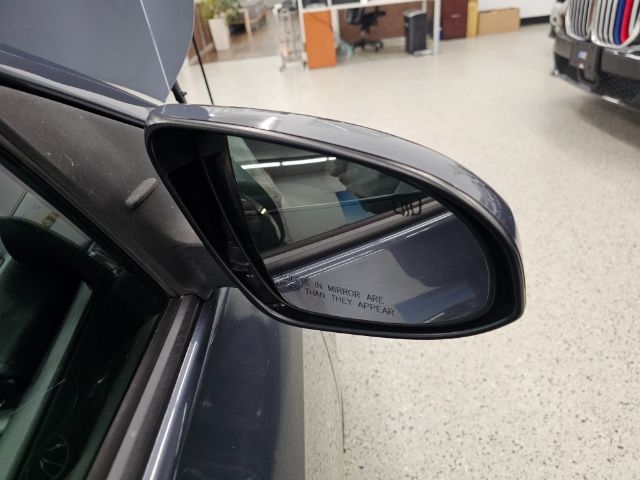 Toyota Corolla 4dr Sdn CVT LE Premium (Natl) 2015