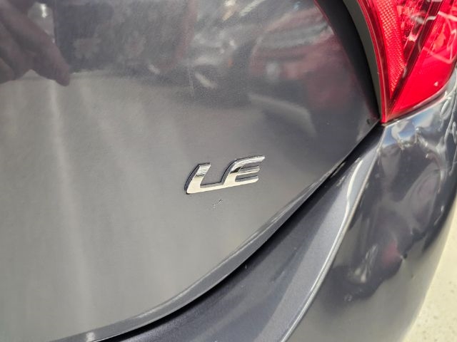 Toyota Corolla 4dr Sdn CVT LE Premium (Natl) 2015