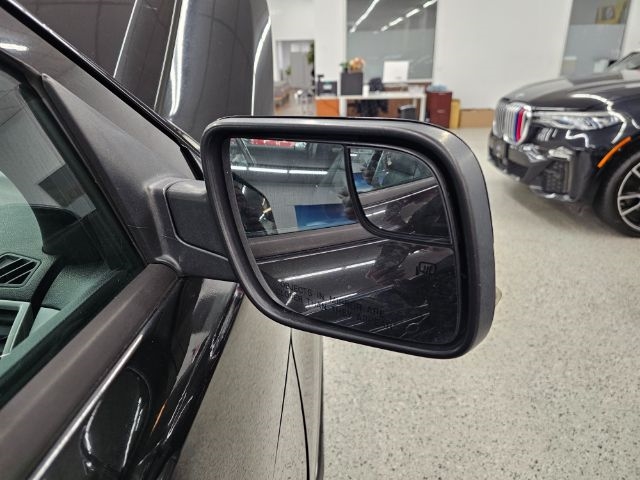 Ford Explorer 4WD 4dr XLT 2013