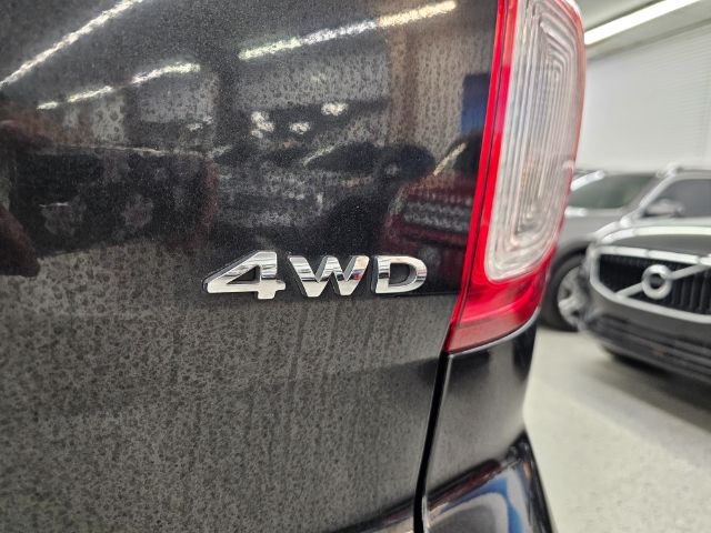 Ford Explorer 4WD 4dr XLT 2013