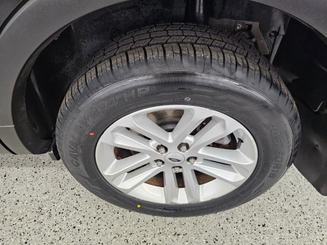 Ford Explorer 4WD 4dr XLT 2013