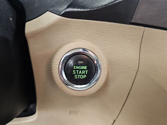 Toyota Venza 4dr Wgn I4 FWD (Natl) 2009