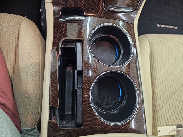 Toyota Venza 4dr Wgn I4 FWD (Natl) 2009