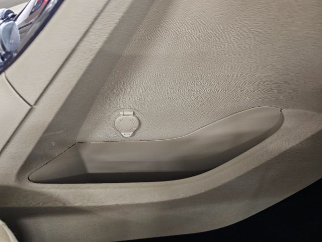 Toyota Venza 4dr Wgn I4 FWD (Natl) 2009