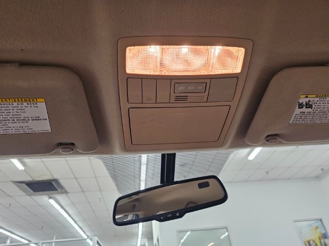 Toyota Venza 4dr Wgn I4 FWD (Natl) 2009